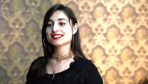 Indian brunette masturbating in bed in homemade porn