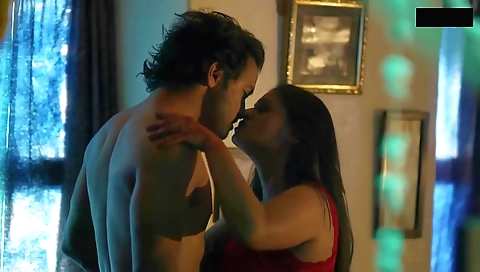 Bollywood hottie gets her sexy lingerie and tits fucked