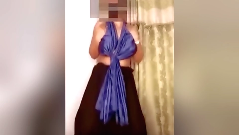 Solo video of a hot brunette babe wearing a bikini