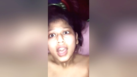 Amateur brunette in the face video with a big ass and small tits