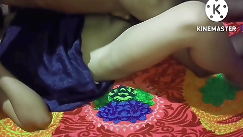 Amateur brunette with small tits get a nice blowjob