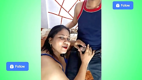 Indian hottie gets fucked by a neighbor's neighbor