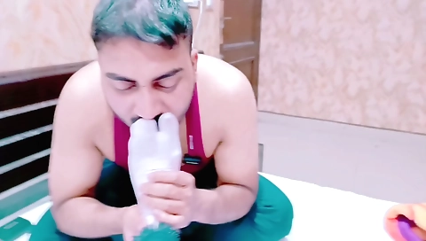 Hot foot fetish with a goddess with a nice body and a great body!