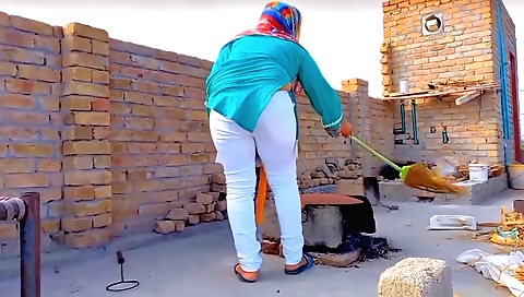 Busty brunette with a big ass goes out to fuck a stranger