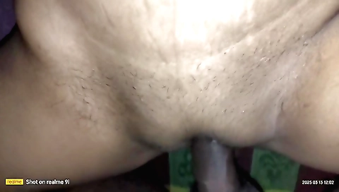 Indian girl rides a hot and sexy rod in amateur sex video