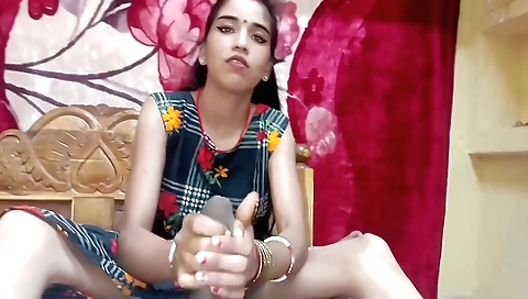 Brunette with hairy bush has a fetish with stepbhai