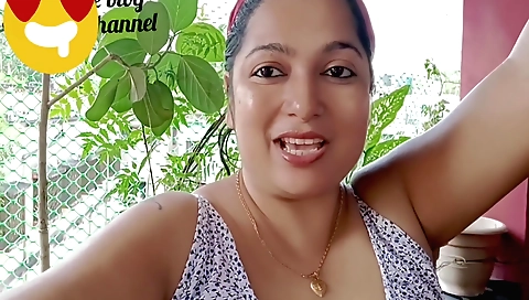 Brunette is fucked by a guy outside in the backyard