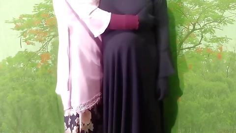 Amateur Indian porn video with a lovely stepmother