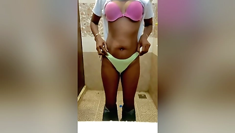 Indian solo video with a beautiful face and small boobs