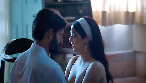 Bhabhi takes a big cock deep on her in hardcore xxx vid