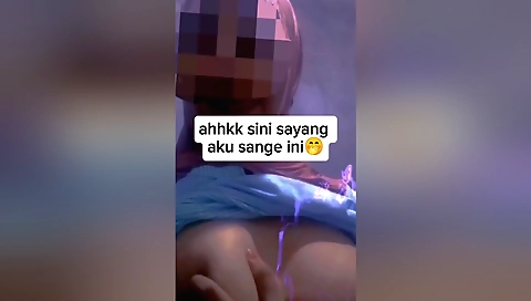 Indian girl is in a hot mood and does not care at all about anything