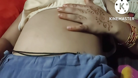 Indian solo female amateur video with a hot blowjob