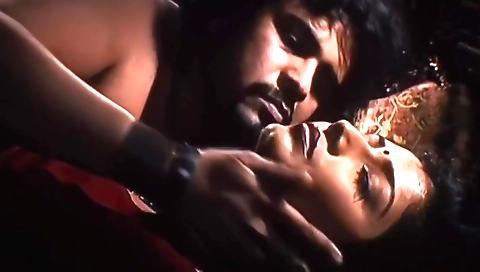 Indian teen 18+ video show off her body and big boobs