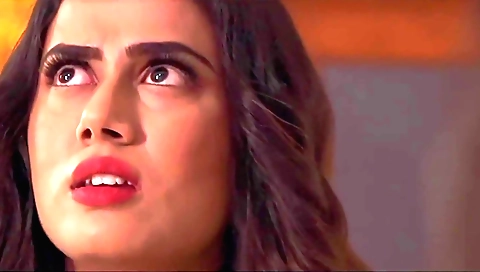 Brunette babe takes it deep while making moans with her prick