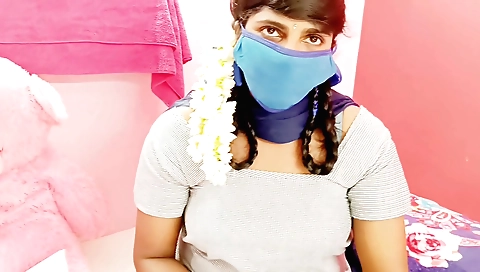 Indian hottie fucks in front of the camera in the sex video