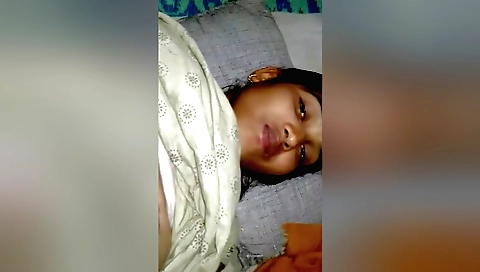 Today Exclusive- Cute Desi Girl Boob Pressing And Fucked