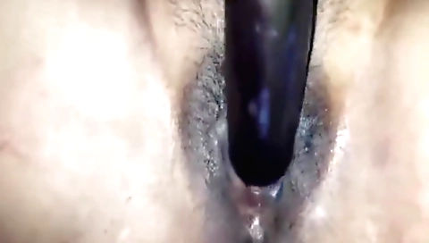 Amateur hawkeyed girl is using a vibrator in hd xnxx