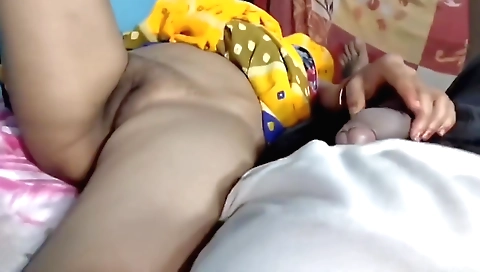 Indian girl in tight hairy pussy fucks step sibling