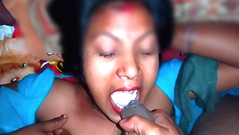 Indian cunt fucked in a hot and passionate facial scene