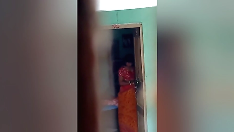 Today Exclusive- Desi Wife Wearing Cloths Record In 3