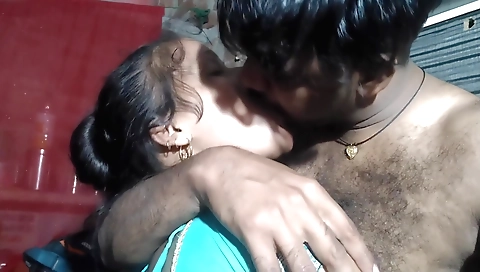 Indian teen gets a hot mouth and a mouthful of love