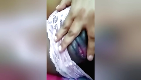 Husband & Wife Boobs Preesing & Pussy Fingering Video