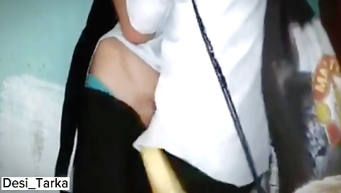 Indian porn video shows a busty student sucking dildo