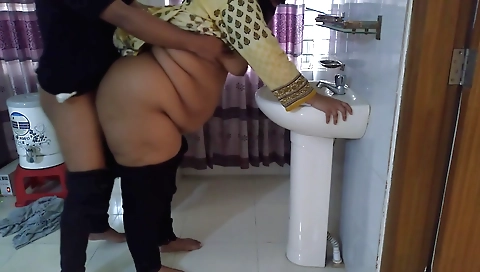 Indian hottie with big boobs fucks her hair with a big ass