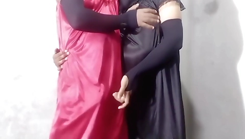 Indian housewife with hot legs fucked in doggystyle