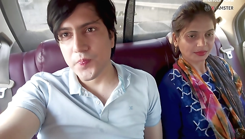 Brunette 18+ in sexy lingerie gets fucked in the car