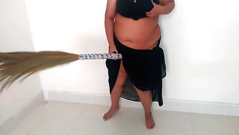 Indian naked solo female getting fucked by pussy broom