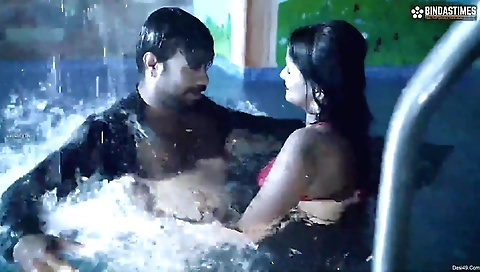 Indian milf enjoys her pussy boned outdoors on valentine's day