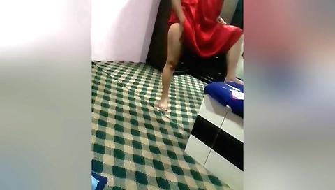 Solo masturbation webcam porn with me showing my body