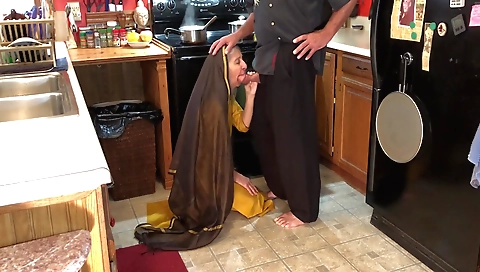 Sexy indian milf fuck in a bedroom in amateur porn video